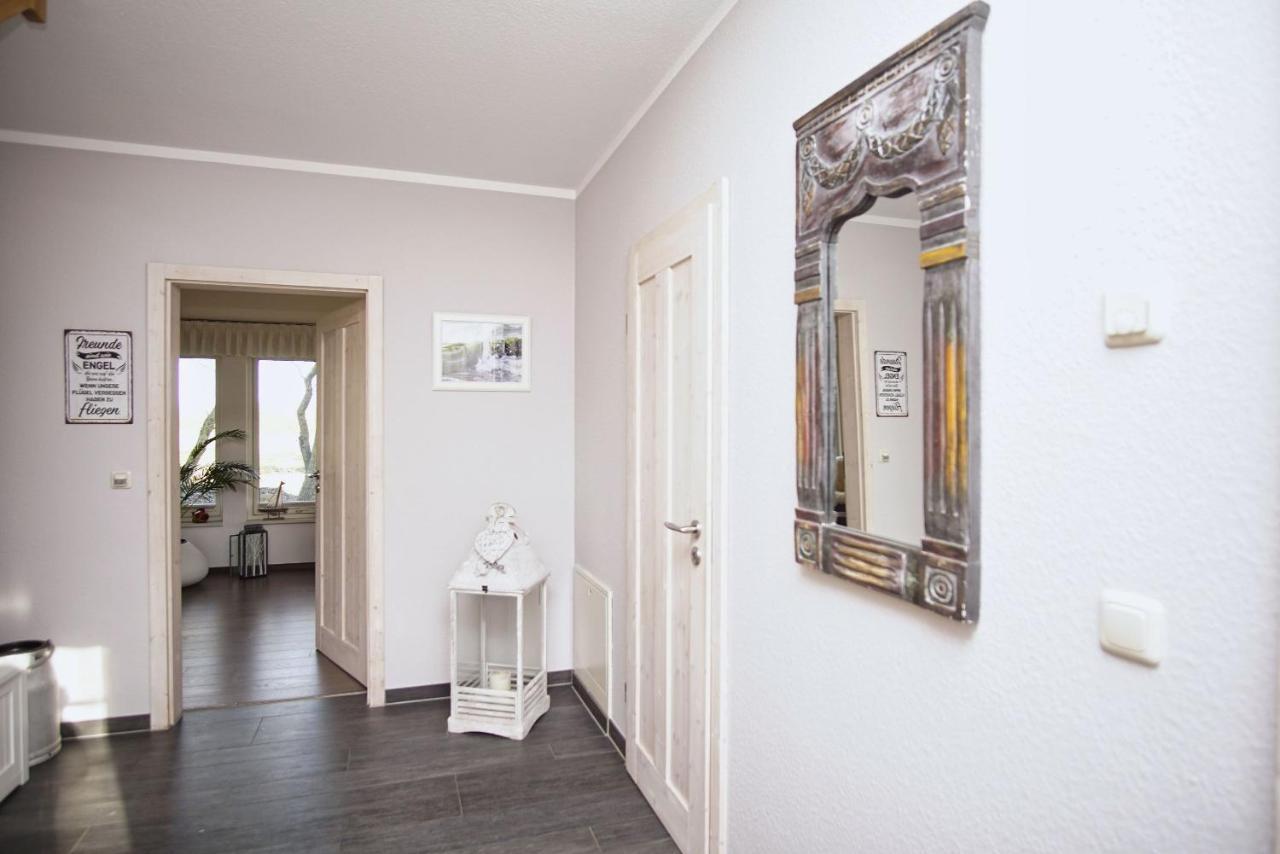 Komfortables Haus Mit Kamin, Sauna, Garten, Terrasse - Ferienhaus Sternschnuppe Wiek auf Rugen Bagian luar foto